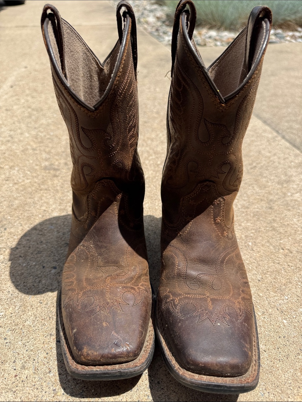 Ariat Cowboy Boots size 2